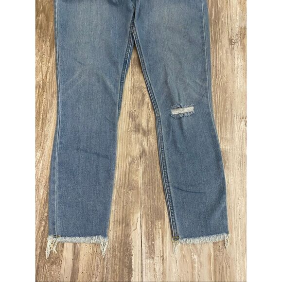 Abercrombie & Fitch High Rise Ankle Crop Jeans Distressed Raw Hem Women’s Sz 2R - Picture 2 of 6